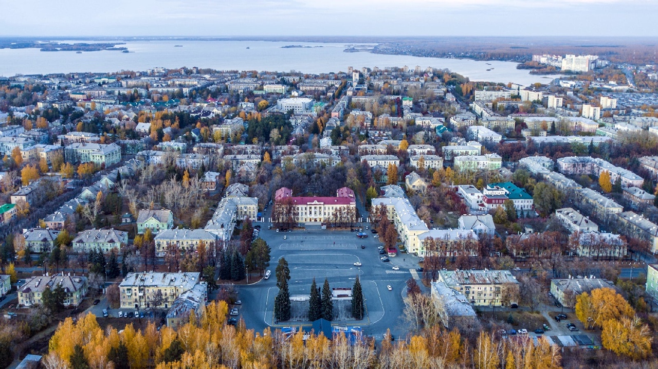 Площадь города