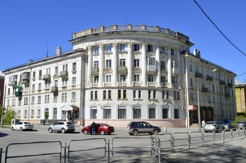 Улица города